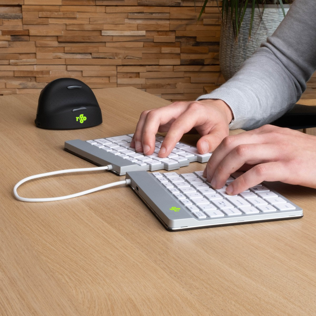 R - Go Ergonomische Tastatur R - Go Split Break mit Pausensoftware - ergonomische geteilte Tastatur - QWERTY (US) - kabellos - weiß - Kabellos - Bluetooth - Scherenschalter - QWERTY - Weiß - Tastatur