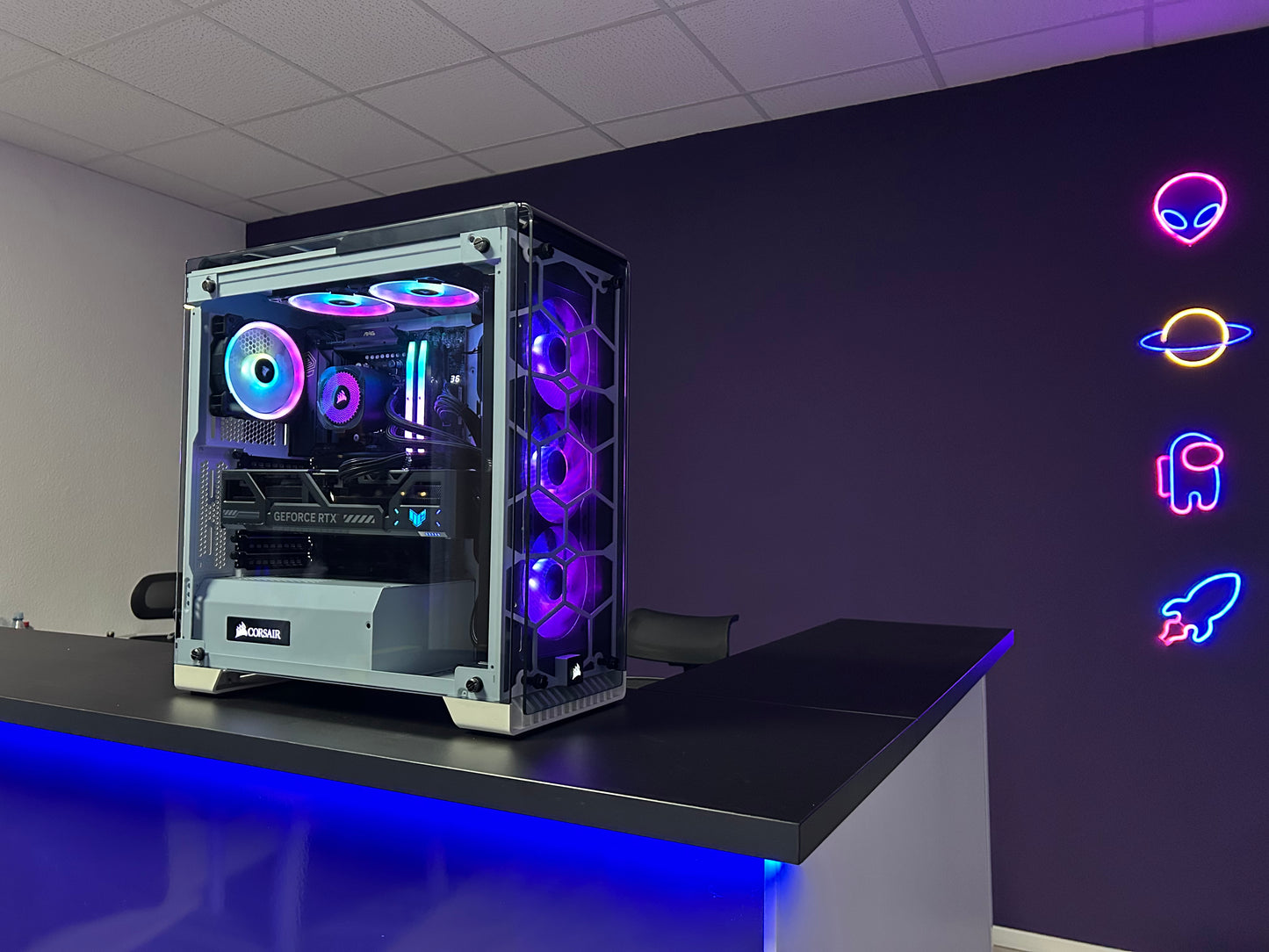 Gaming PC - RTX 5090 - AMD Ryzen 9 9950X3D - 96GB DDR5 - 4TB