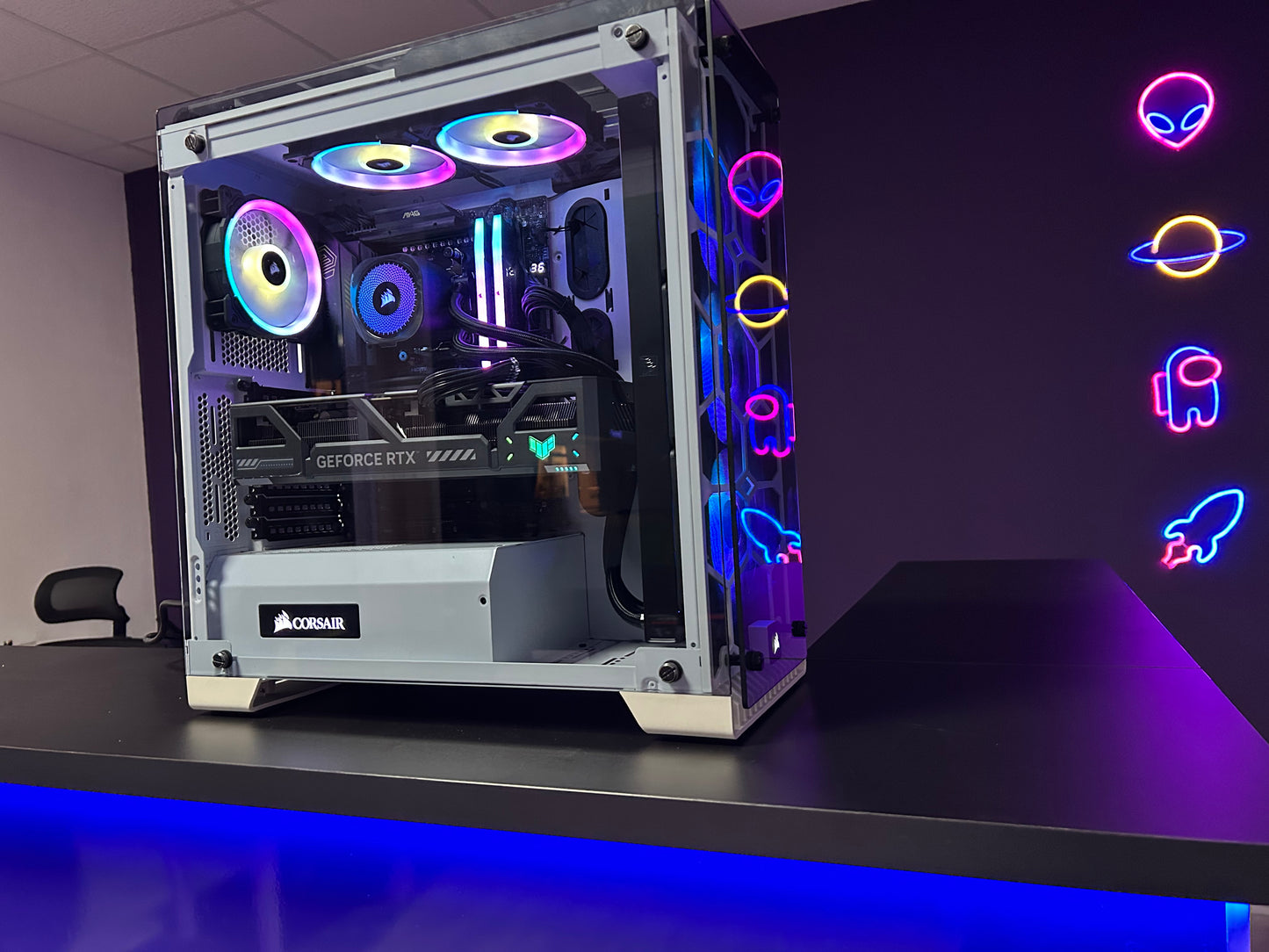 Gaming PC - RTX 5090 - AMD Ryzen 9 9950X3D - 96GB DDR5 - 4TB