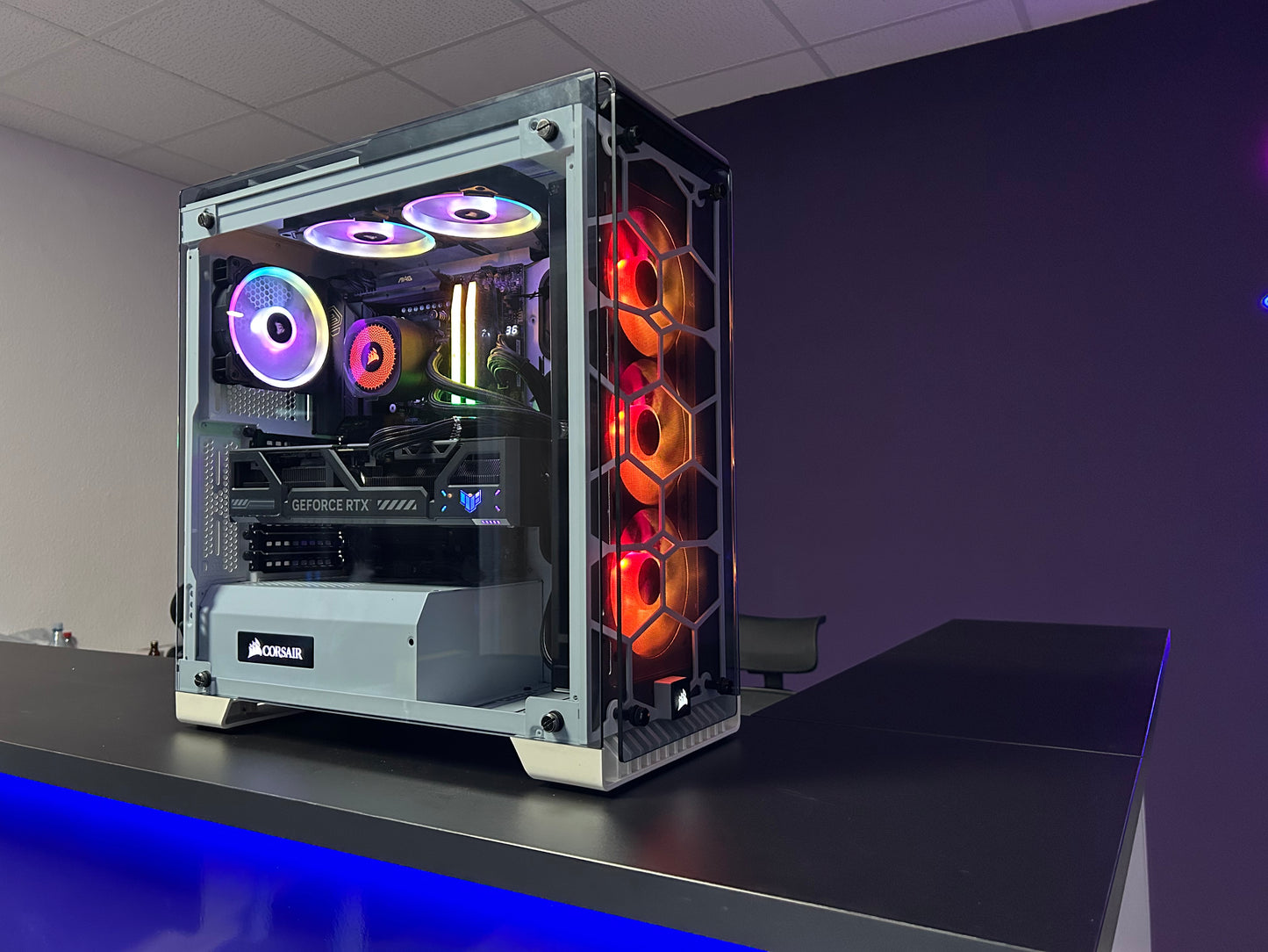 Gaming PC - RTX 5090 - AMD Ryzen 9 9950X3D - 96GB DDR5 - 4TB