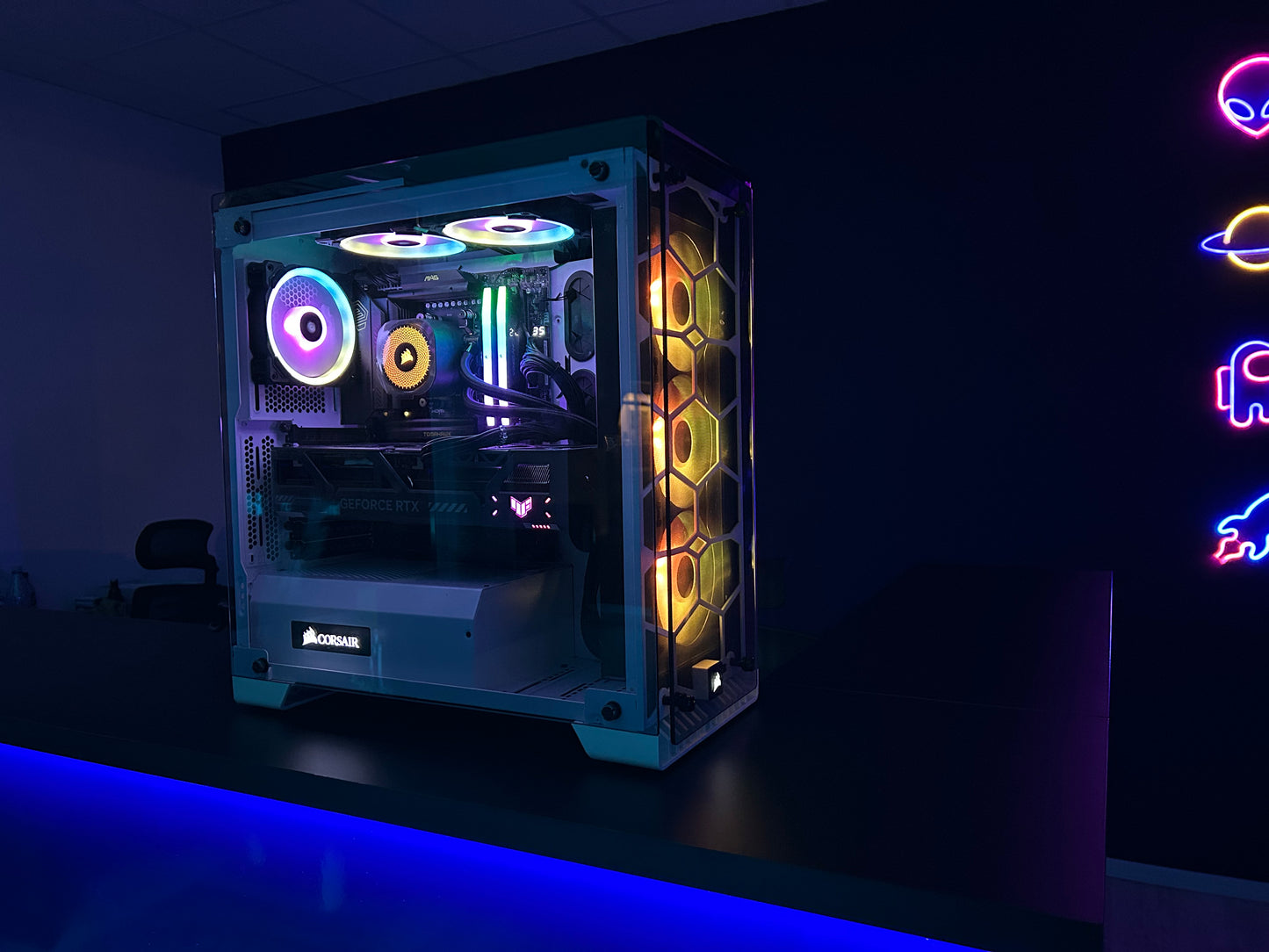 Gaming PC - RTX 5090 - AMD Ryzen 9 9950X3D - 96GB DDR5 - 4TB