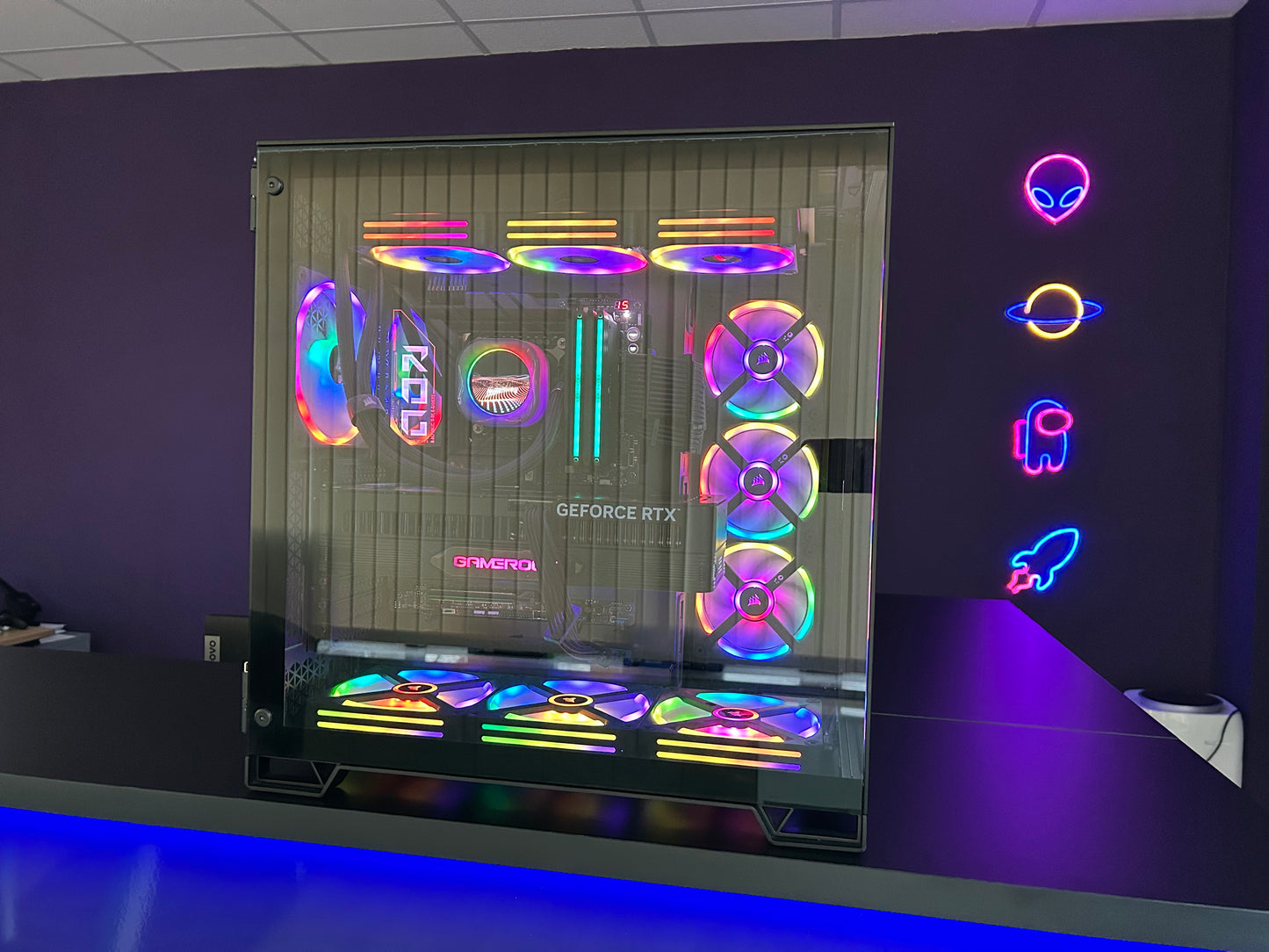 Gaming PC - RTX 5090 - Intel Core Ultra 9 285K - 96GB DDR5 - 4TB