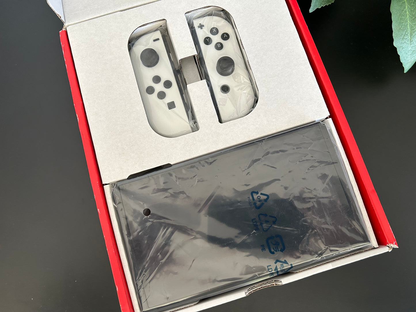 Nintendo Switch (OLED-Modell) weiß - Kundenretoure