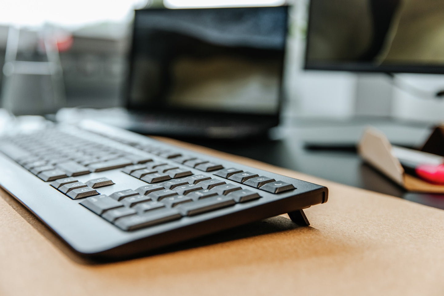 Cherry KW 3000 - Volle Größe (100%) - Kabellos - RF Wireless - QWERTY - Schwarz - Tastatur
