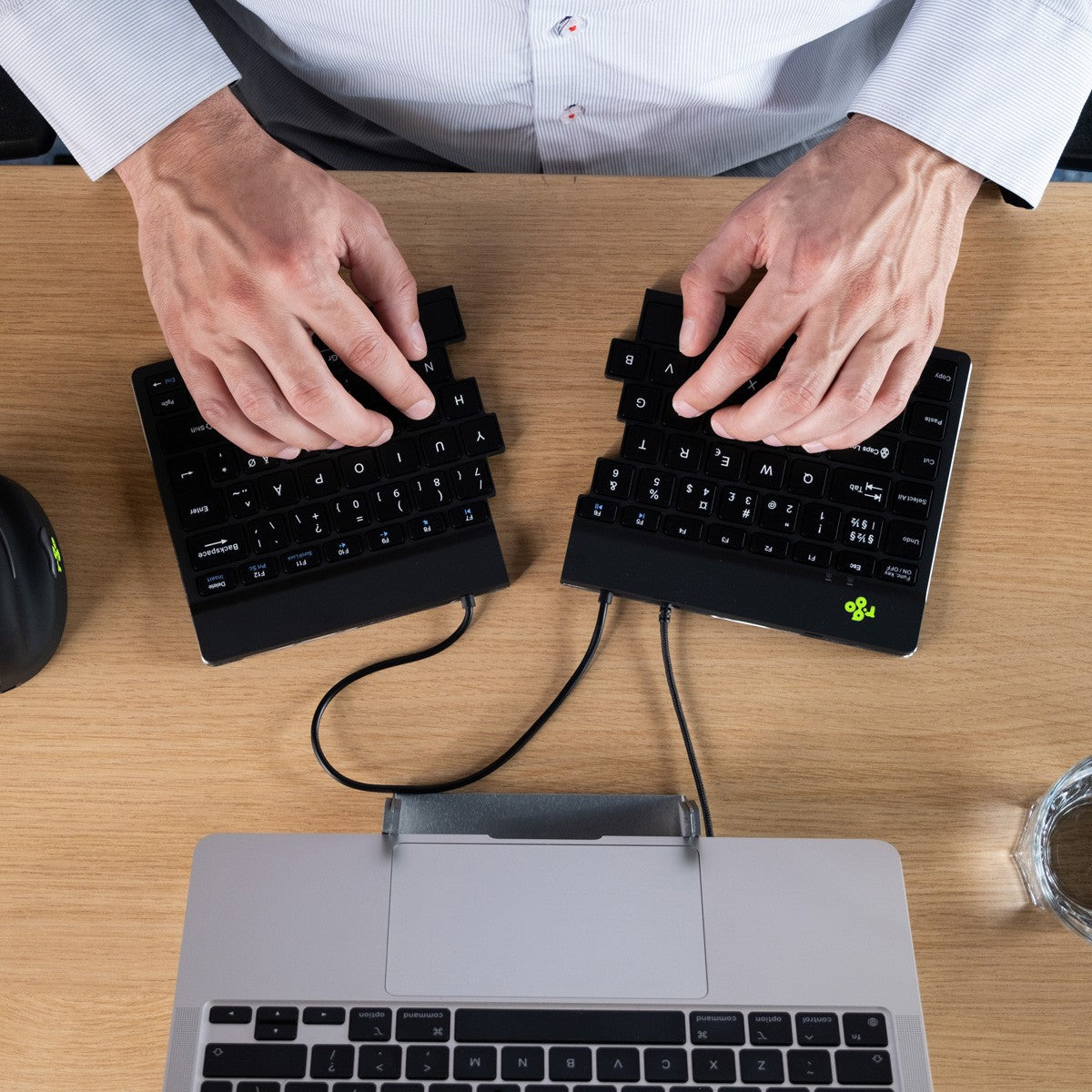R - Go Ergonomische Tastatur R - Go Split Break v2 mit Pausensoftware - geteilte Tastatur - QWERTZ (DE) - Kabelgebunden - Schwarz - Mini - Kabelgebunden - USB - Scherenschalter - QWERTZ - Schwarz - Tastatur