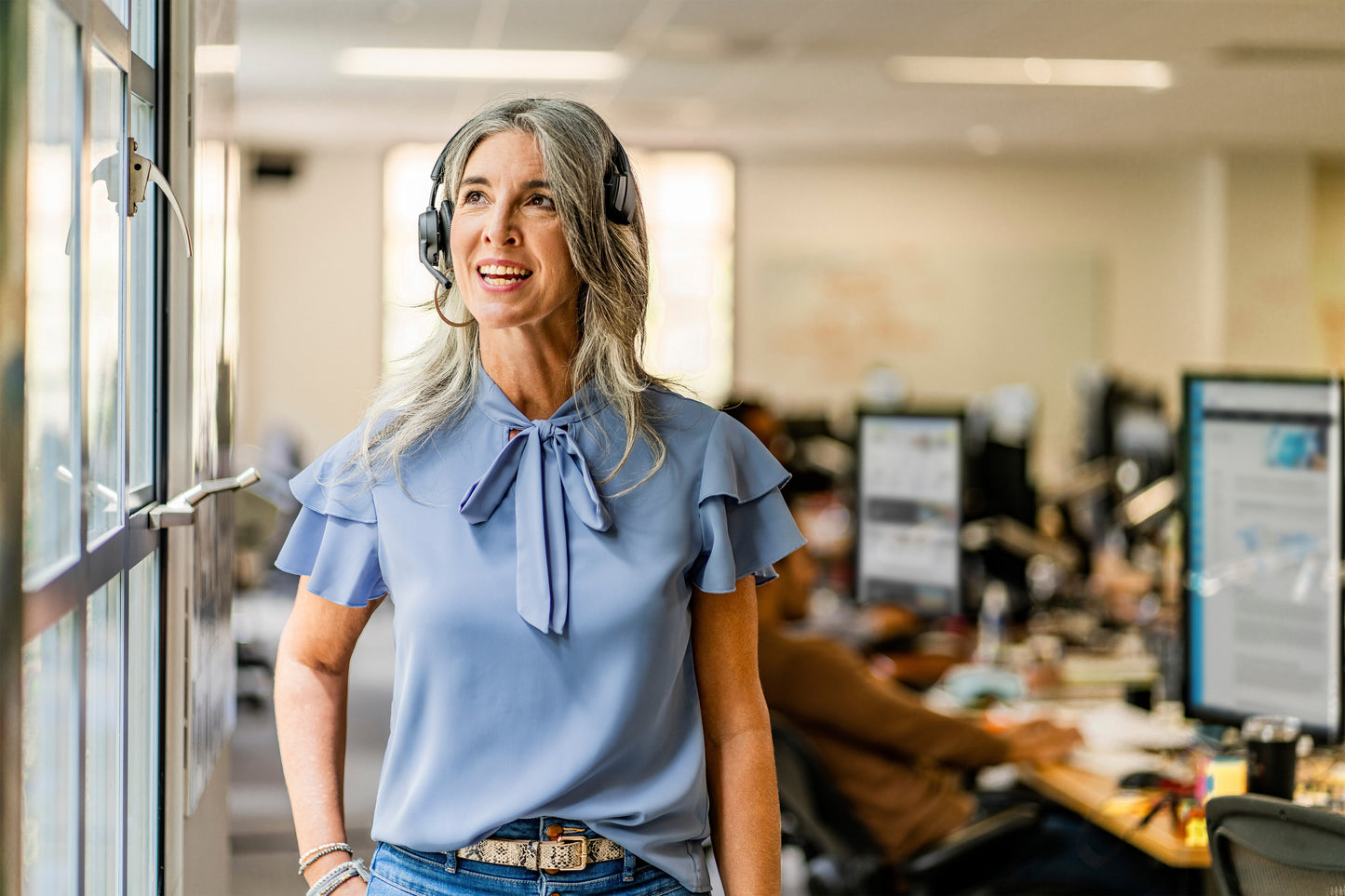 Poly HP Poly Voyager 4310 USB - C Headset +BT700 Dongle - Kabellos - Büro/Callcenter - 20 - 20000 Hz - 122 g - Kopfhörer - Schwarz - Headset