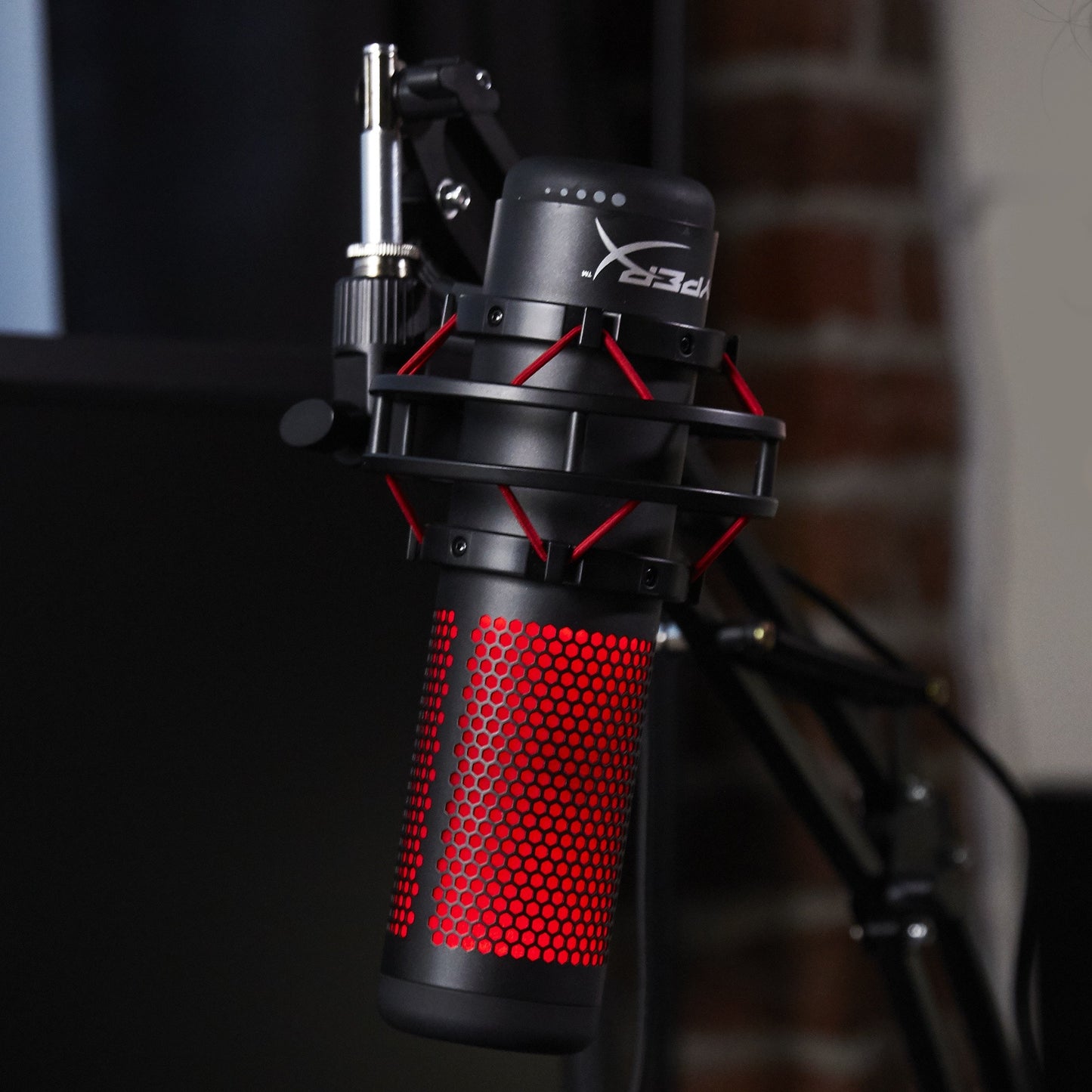 HyperX QuadCast - USB Microphone (Black - Red) - Red Lighting - PC - 36 dB - 0,05% - 32 Ohm - 90 dB - Kabelgebunden - Mikrofon