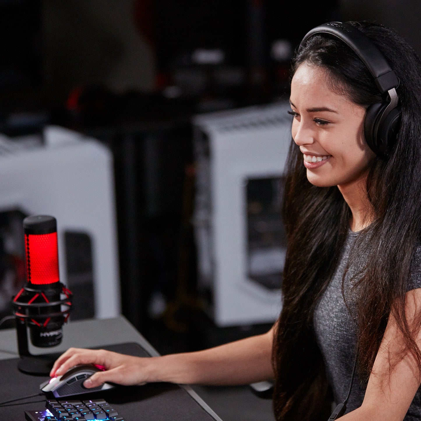 HyperX QuadCast - USB Microphone (Black - Red) - Red Lighting - PC - 36 dB - 0,05% - 32 Ohm - 90 dB - Kabelgebunden - Mikrofon