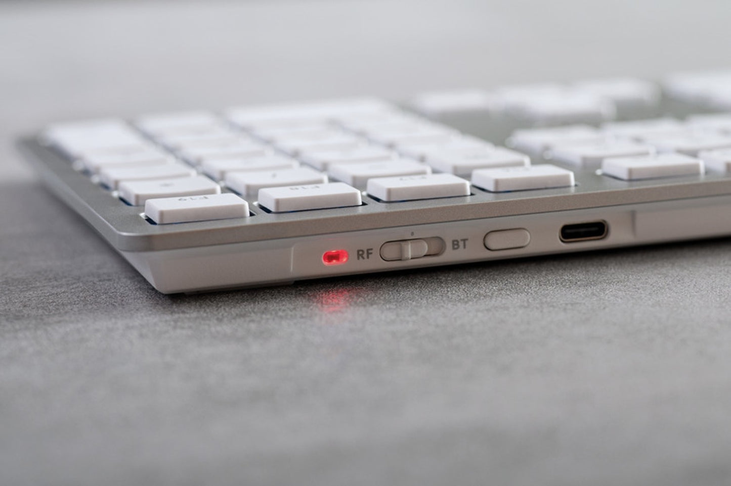 Cherry KW 9100 SLIM FOR MAC - Verkabelt & Kabellos - USB + Bluetooth - QWERTZ - Silber - Tastatur